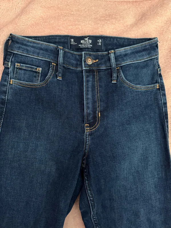 Hollister Flare Jeans High-Rise - Image 2