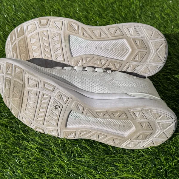 APL Techloom Breeze White Women’s Sneakers Size 10 - Image 10
