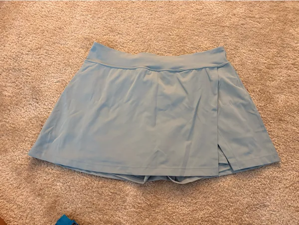 GapFit Studio PowerYou Skort Women’s XL Light Sage Green Athletic Tennis Skirt - Image 2