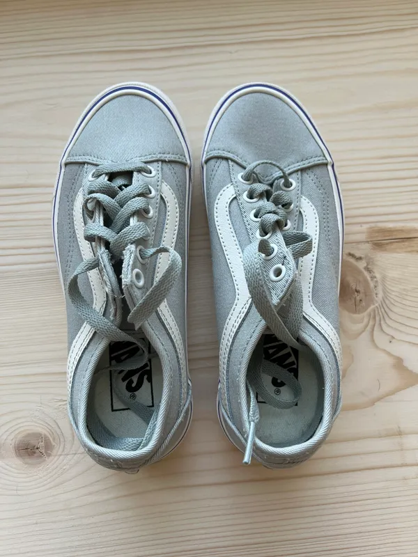 Vans Classic Sneaker - Image 2