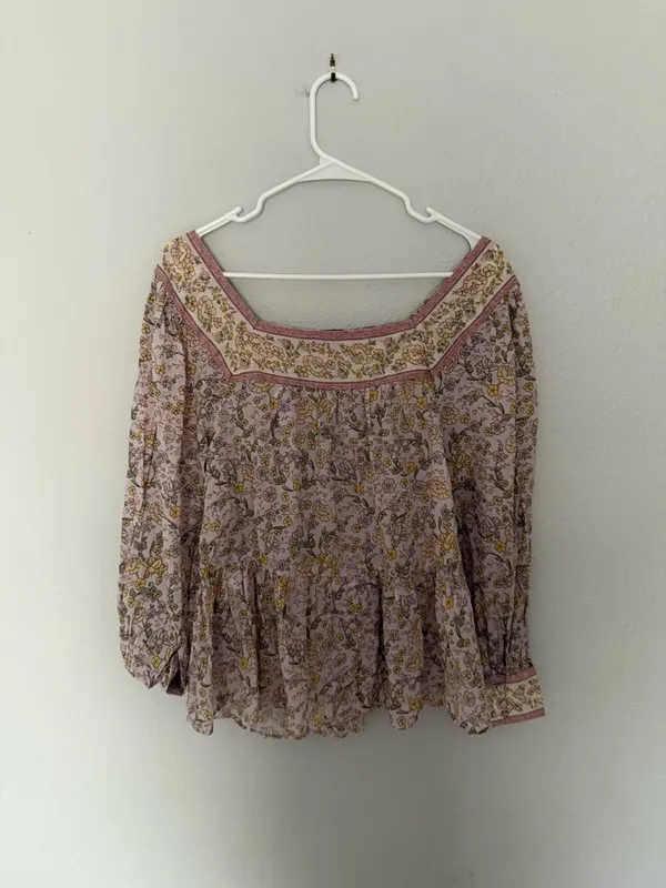 American Eagle Floral Lavender Peasant Top Lilac Yellow - Image 5