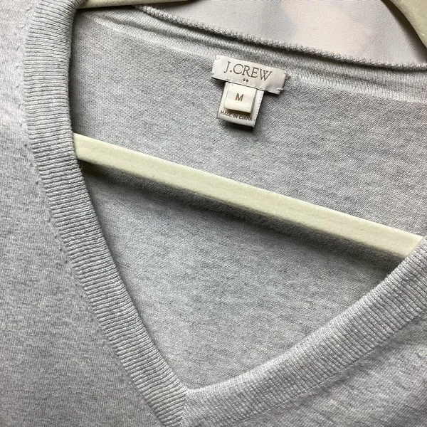 J. Crew woman’s cotton v-neck sweater Light gray Size Medium - Image 4