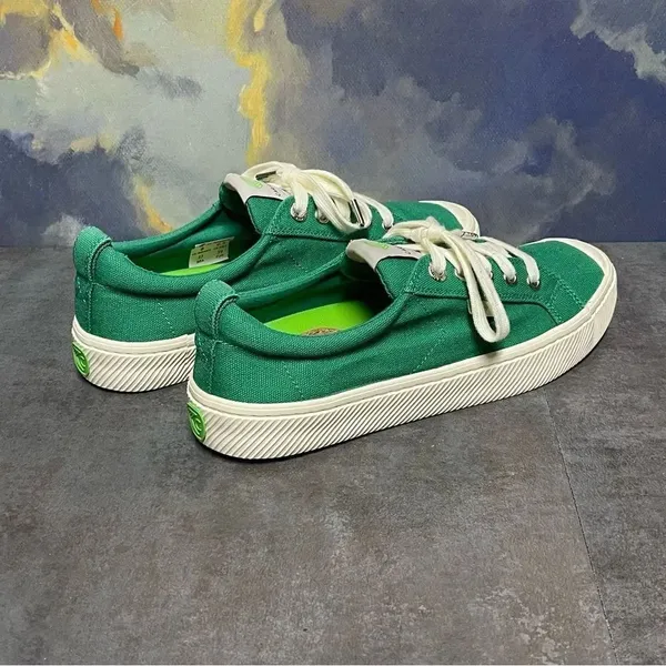 Cariuma Green Canvas OCA Low Cut Women's Sneakers Size 8M - Image 10