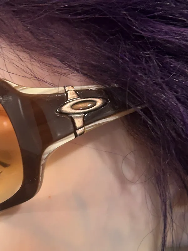 Oakley Brown Gradient Oversized Women's Sunglasses - Image 5