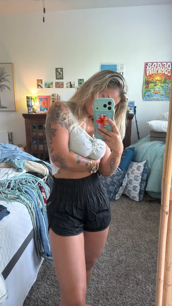Shorts - Image 2