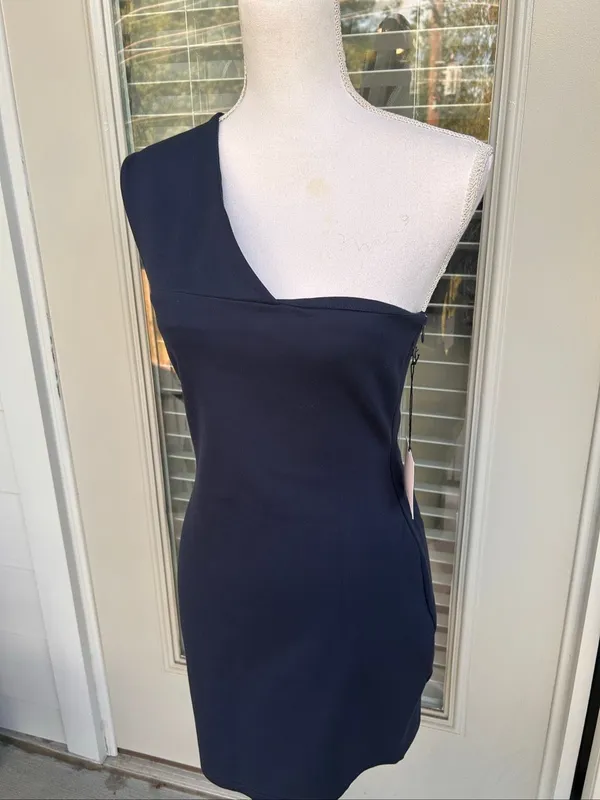 NWT Superdown Rockie One Shoulder Mini Dress Navy Blue M Bodycon - Image 2