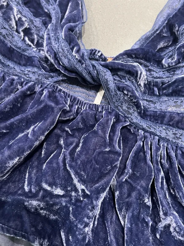 Free people velvet twist top - Image 7