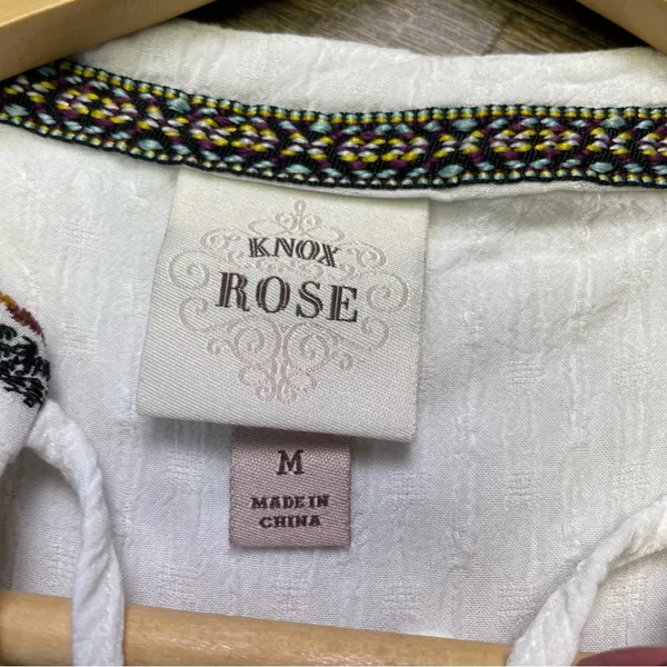 Knox Rose White Embroidered Blouse Tassels Sz Medium Boho Peasant Hippie Artsy - Image 2