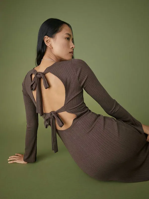 Reformation Benedict midi Dress brown size small - Image 3