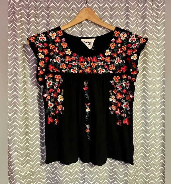 Savanna Jane | Flutter Sleeve Embroidered Top, Size S - Image 2