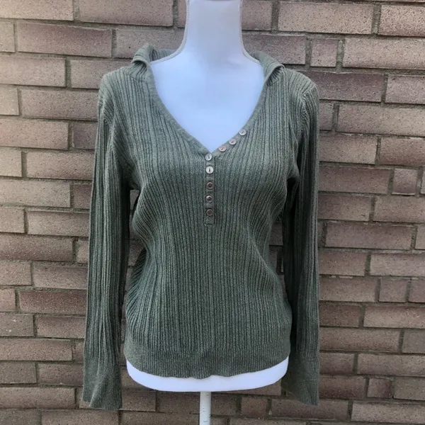 Natural Reflections Green‎ hooded sweater Size Medium - Image 2