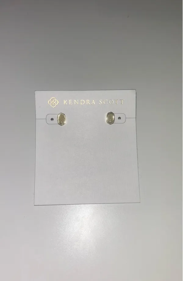 Kendra Scott Mini Ellie Gold Stud Earrings - Image 2