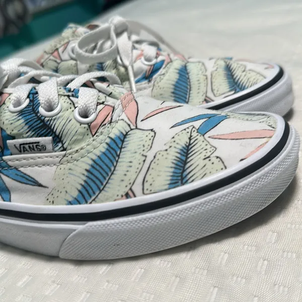 Vans Original, tropical print shoe - Image 4