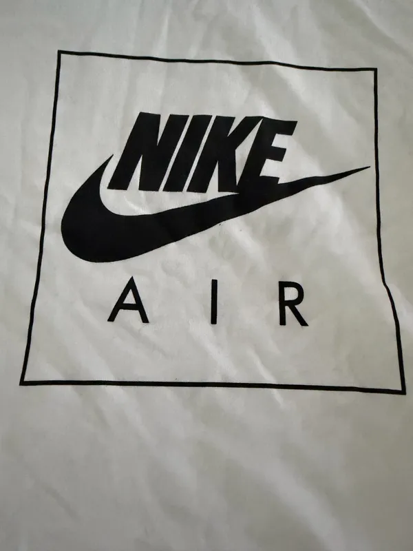 White Nike T-Shirt - Image 3