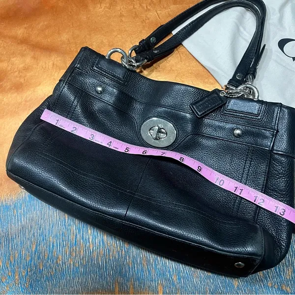 Coach Penelope Carryall Black Pebbled Leather Shoulder Bag silver Turnlock - Image 11
