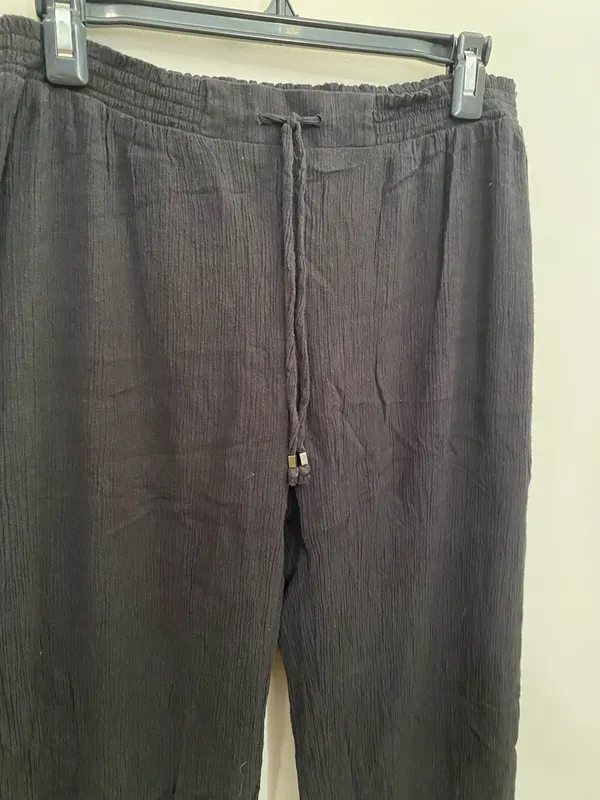 Women’s Black Drawstring Linen - Image 2