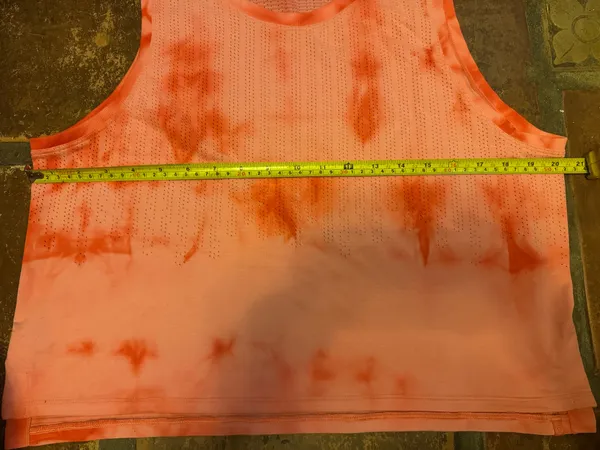 Lululemon cropped tank - Image 4