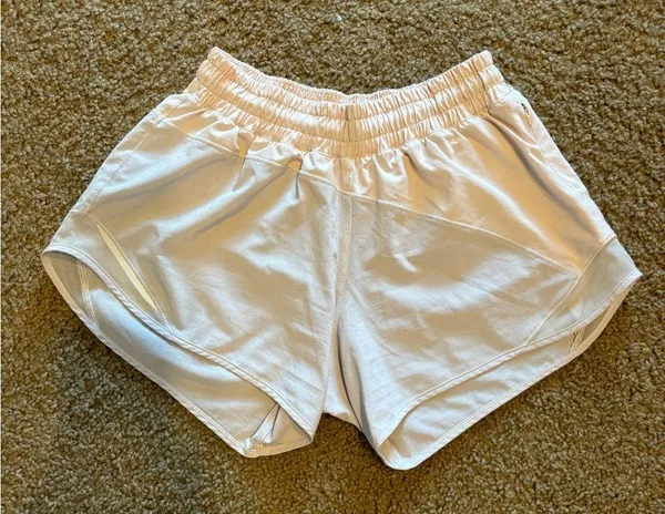 Lululemon Hotty Hot Shorts Butter Pink / Light Chrome Size 4 - Image 6