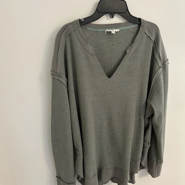 Entro Green Waffle Knit V Neck Long Sleeve M Top Shirt layer casual normcore - Image 3