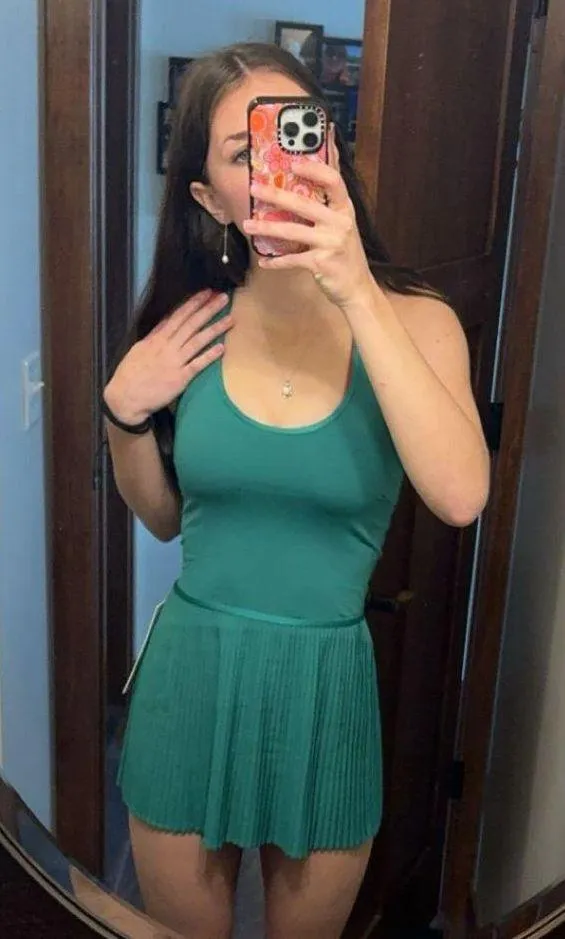 Lululemon Scoop Neck Pleated Tennis Dress Green Cascadia 2 - Image 2