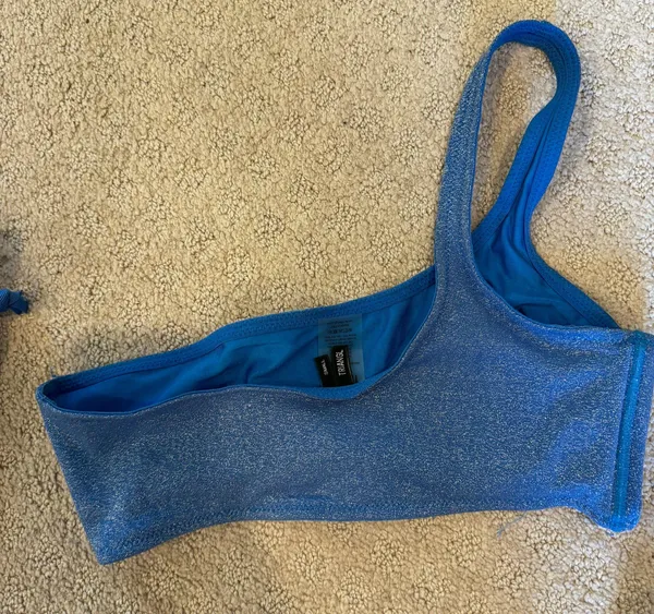 Triangl Bikini - Image 4