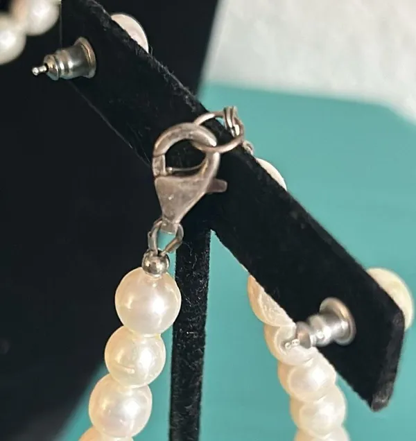 7 - 8mm White Freshwater Pearl High Luster Strand, Bracelet, Earrings Set - Image 3