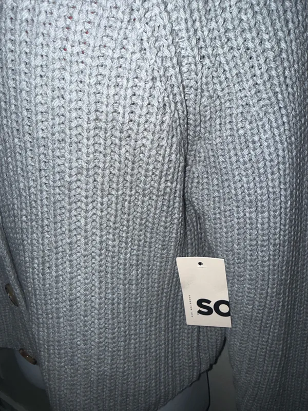 SO Gray Ribbed Button - Image 4