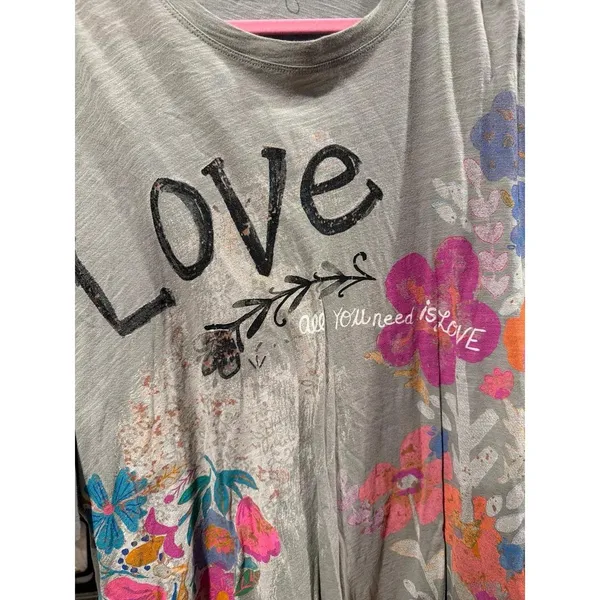 Natural Life oversized graphic tee distressed "Love" print alongside one size - Image 2