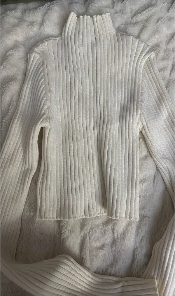 Edikted Cropped Sweater - Image 2