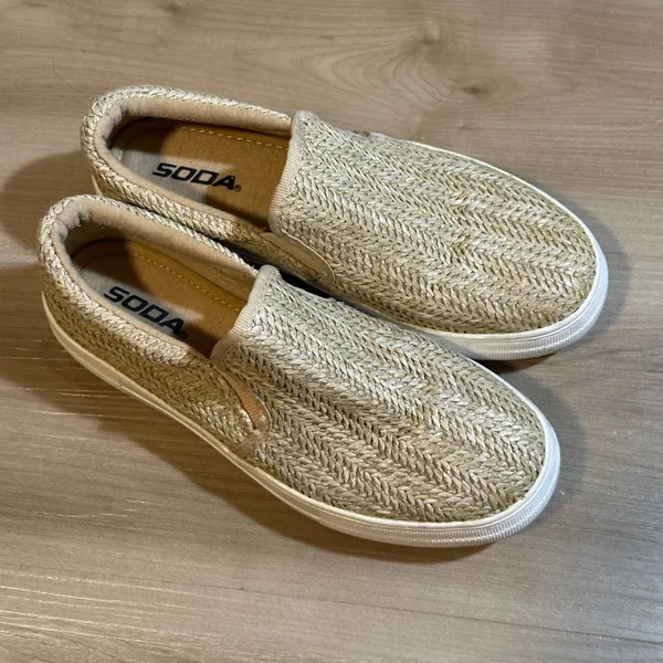 Soda Raffia Slip On Sneakers Womens 7 Tan Woven Platform Shoes Boho Beach Casual - Image 3