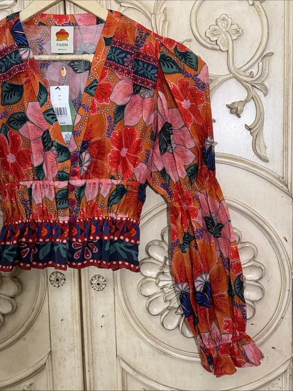 FARM Rio Marias Floral Plunge Neck Peplum Long Sleeve Top Size Medium - Image 7