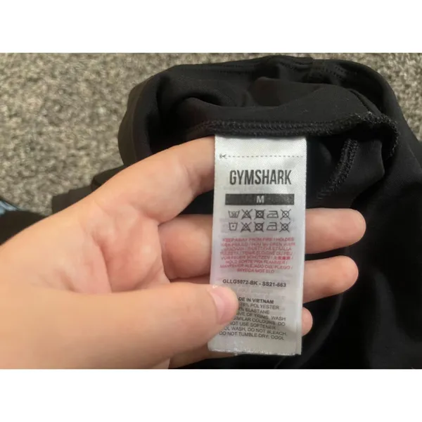 Gymshark black ruched scrunch bum leggings M - Image 2