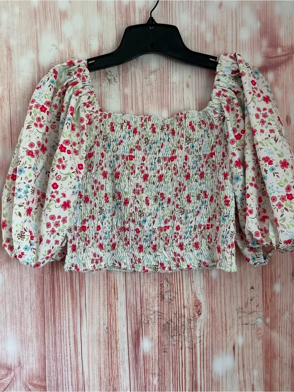 Sokie Collective White Puff Sleeve Greenwich Ditsy Floral Smocked Top Sz M - Image 10