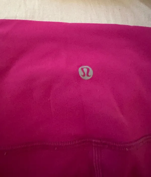 Lululemon Ripened Raspberry Wunder Train Tight Leggings - Image 2