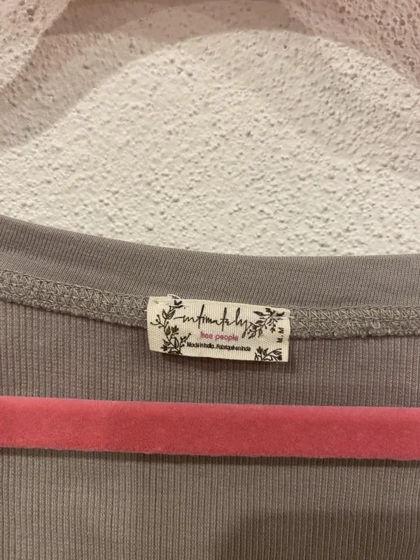 Free People Shirt Womens Medium Gray Embroidered Scoop Neck Long Sleeve Cropped - Image 2