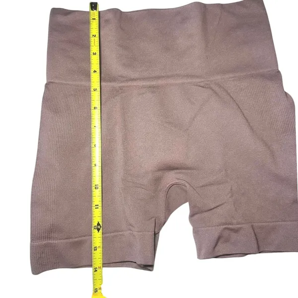 NWOT SET Active SCULPTFLEX Bike Shorts Small Taupe Brown Seamless High Rise - Image 7