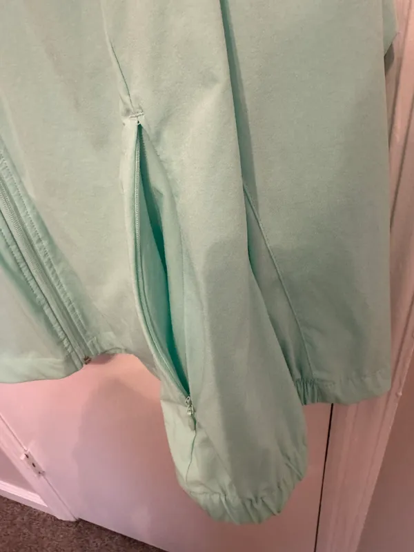 Fish Gear Women's 2X Jacket Windbreaker Mint Green Zip Up W/ Hood. - Image 3