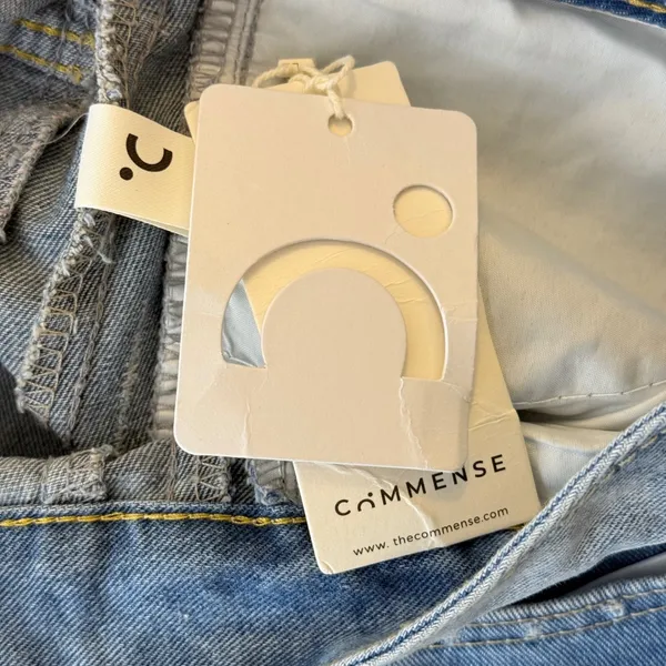 Commense High Rise Wide Leg Raw Hem Jeans Women Medium Light Wash - Image 6