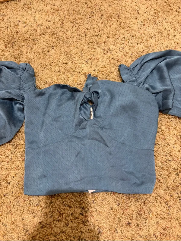 NEW Hello Molly Azure Skies Long Sleeve Tie Front Crop Top Blue Size Small/4 - Image 11
