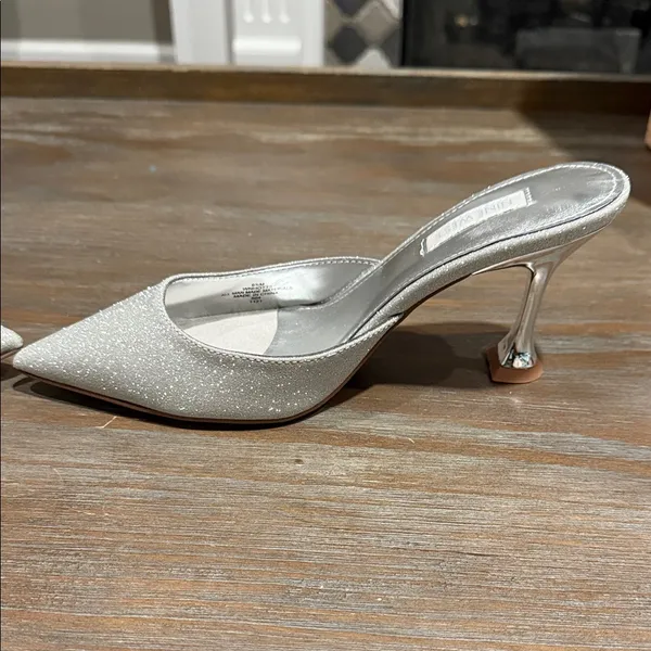 New Nine‎ West Women's Bridal Hott Pointy Toe Dress Mules Size 6.5 - Image 3