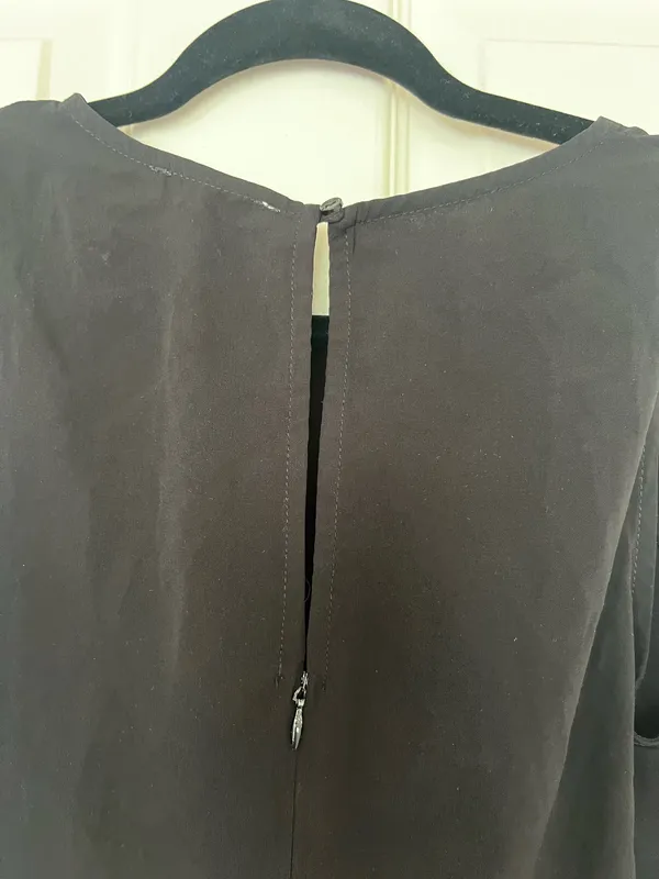 Lush black sleeveless tie top - Image 4