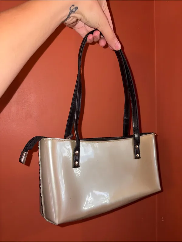 Beijo Ivory Patent Shoulder Bag with silver studs - Image 5