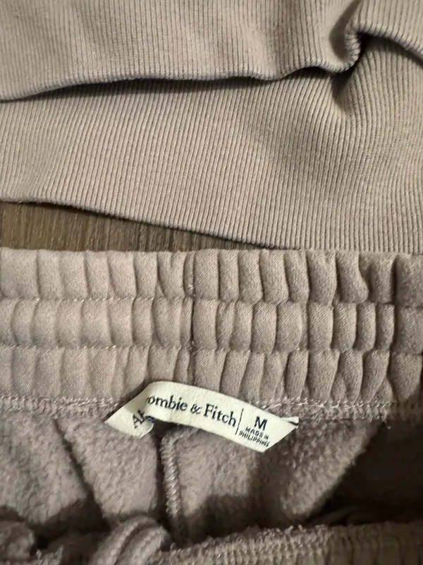 Abercrombie Sweat Set Taupe Grey - Image 4