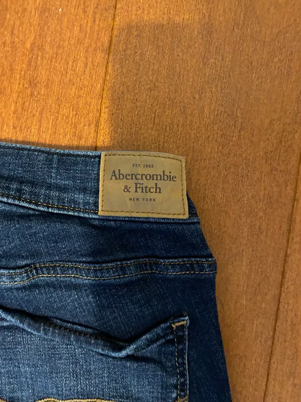 Abercrombie Skinny Jeans - Image 4