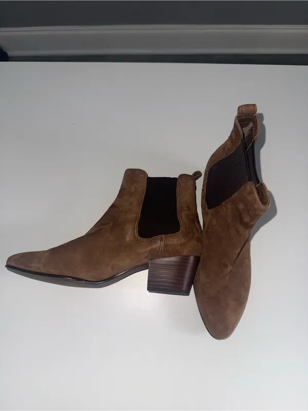SAM EDELMAN Ashtyn Chelsea Boot size 8 - Image 5