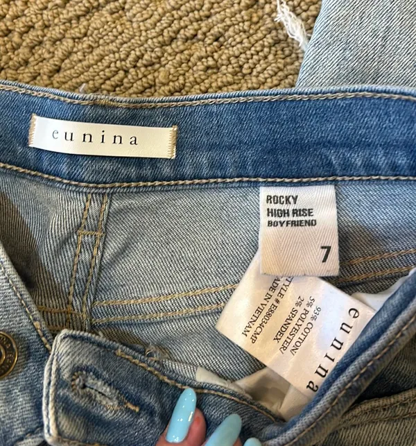 Jeans  - Image 5