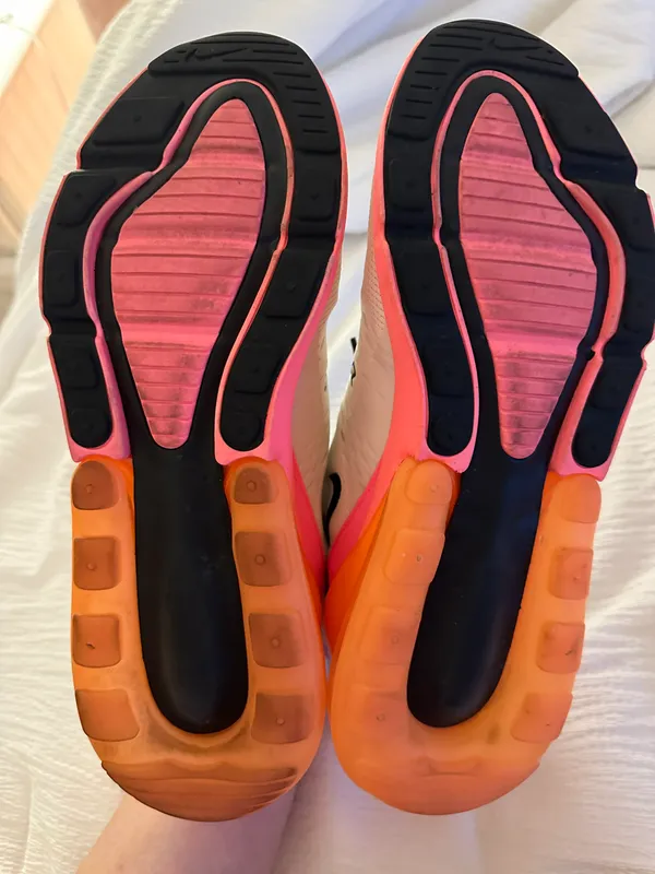Nike Air Max 270 Sneakers - Image 4