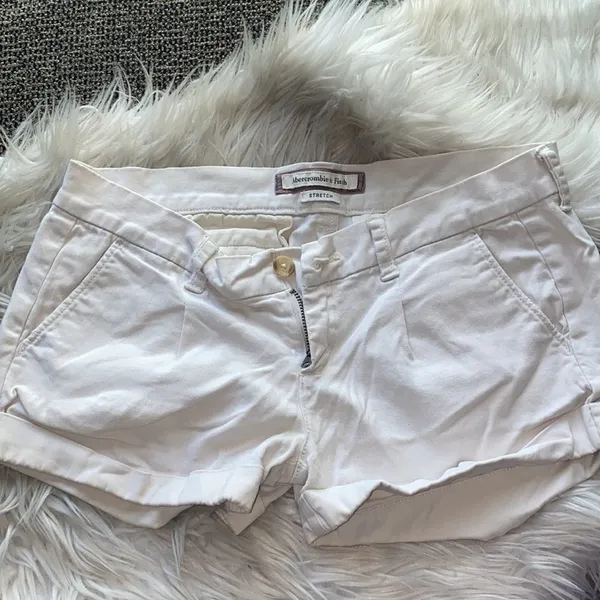 ✨ ABERCROMBIE & FITCH Chino Shorts✨ - Image 2