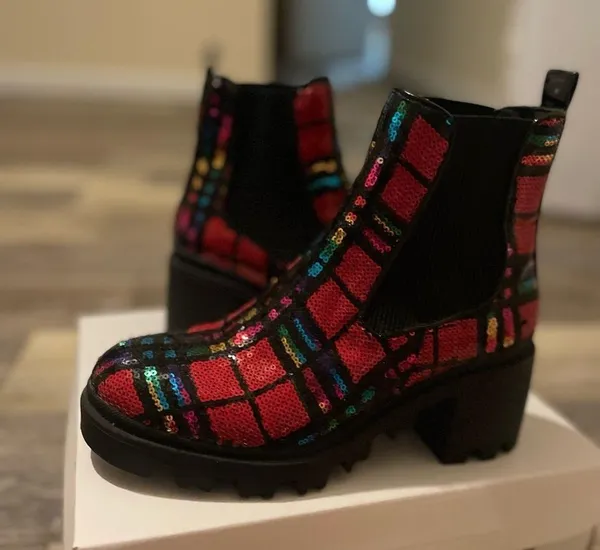 Betsey Johnson 7 1/2 rainbow plaid boots - Image 2