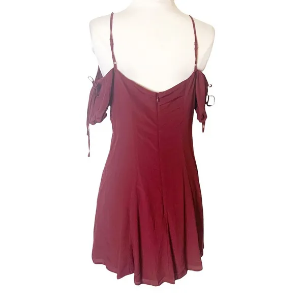 Majorelle whisper mini dress sz M cold shoulder strappy‎ revolve - Image 4